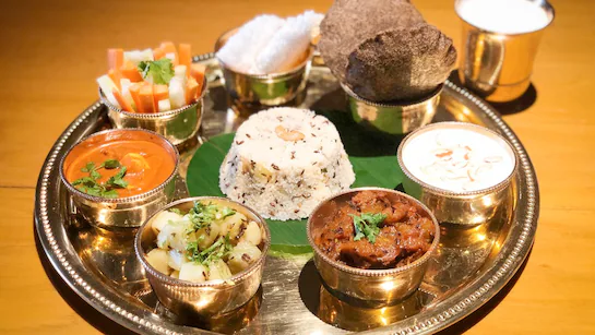 नवरात्रि में मां के 9 स्वरूपों को चढ़ाएं ये 9 भोग